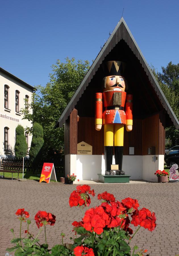 Ferienhaus Erzgebirge "An Der Trebe" Mit Kamin Und Sauna Neuhausen  Esterno foto